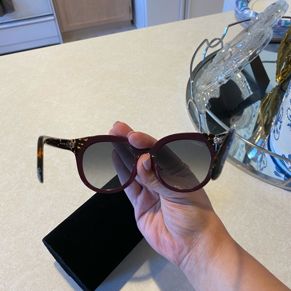 Salvatore Ferragamo Plum/ Tortoise Cateye Sunglass - Picture 4 of 9